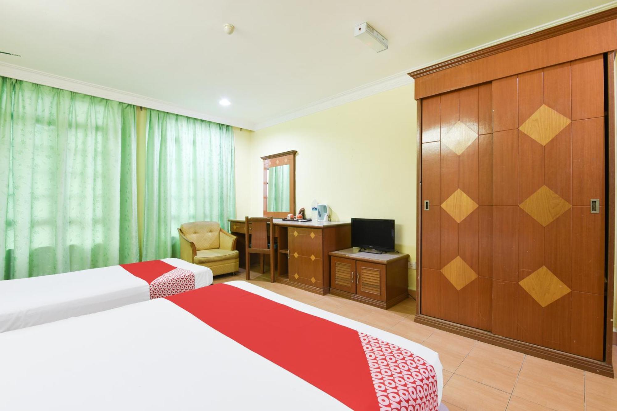 Hotel O Kota Bharu Near War Museum Formerly Azam Hotel Exteriér fotografie